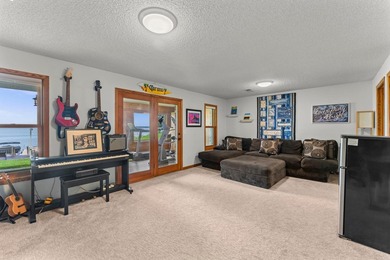 Lake Washington living at its finest! Enjoy 100 feet of - photo 31