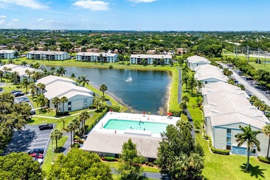 Impeccably maintained residence in the gated community of Palm - photo 40
