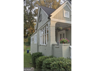 CHARMING FIXER-UPPER BUNGALOW in Grant Park/Peoples Town!