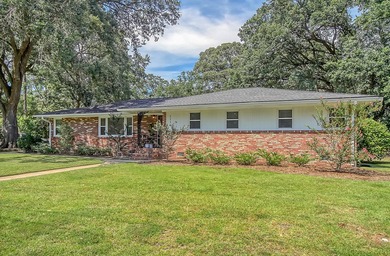Enjoy a Wonderful Northbridge Terrace location with lots of - photo 4
