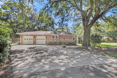Enjoy a Wonderful Northbridge Terrace location with lots of - photo 5