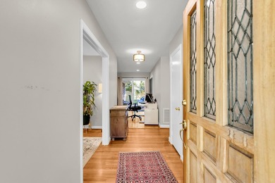 Enjoy a Wonderful Northbridge Terrace location with lots of - photo 8