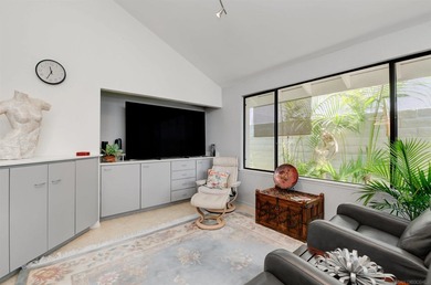 Comfortable Coastal Living with Flair! * Distinct waterfront - photo 5
