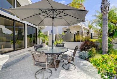 Comfortable Coastal Living with Flair! * Distinct waterfront - photo 10