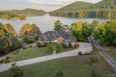 Waterfront home on Neely Henry Lake with stunning sunset views - photo 5