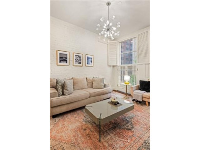 Short-term rental opportunity in one of the CBD's most beautiful