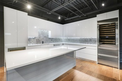 Rarely available DOUBLE UNIT over 3,000SQFT offering maximum - photo 9