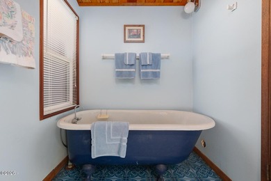 Back on Market, no fault of Sellers. Built and owned by the same - photo 18