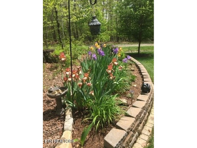 WOW FACTOR - CUSTOM FROM TOP TO BOTTOM - CONTRACTOR BUILT FOR - photo 25