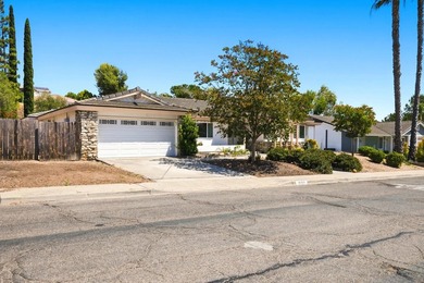Welcome to Rancho Bernardo! This spacious single story home - photo 2