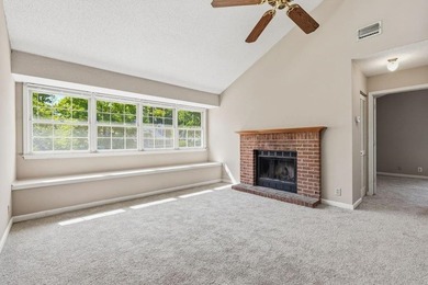 Welcome to this charming condo in the heart of Myrtle Beach! - photo 4
