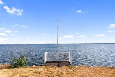 Experience the best of coastal living in this beautifully - photo 5