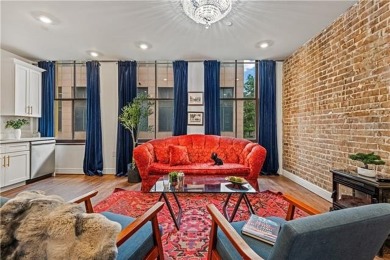 Short-term rental opportunity in one of the CBD's most beautiful