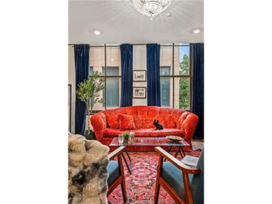 Short-term rental opportunity in one of the CBD's most beautiful