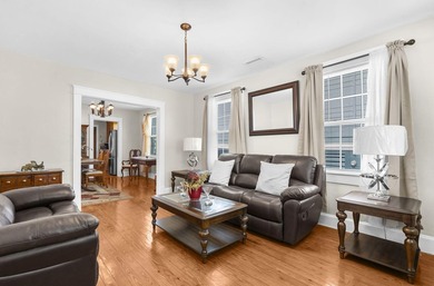 Welcome to Wagener Terrace, one of Charleston's most desirable - photo 4