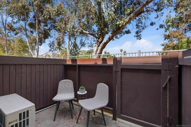 Best location in the Allure Community! Ideally situated directly - photo 4