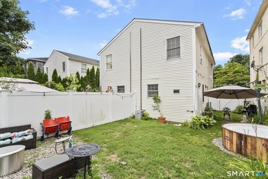 Rare Greenwich opportunity! This side-by-side duplex at 9 - photo 19