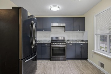 Attention Investors & Multi-Generational buyers! Discover this - photo 26