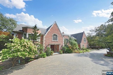Private resort-style estate set on 6.5 gated acres. Surrounded - photo 6