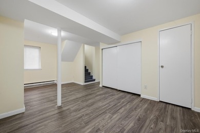 Attention Investors & Multi-Generational buyers! Discover this - photo 30