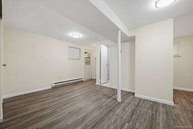 Attention Investors & Multi-Generational buyers! Discover this - photo 31