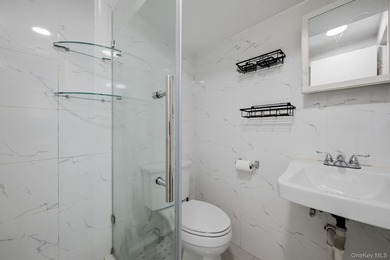 Attention Investors & Multi-Generational buyers! Discover this - photo 33