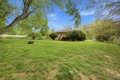 Attention Investors & Multi-Generational buyers! Discover this - photo 40