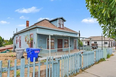 * FIXER * Large, 7,000+ sq. ft. corner lot with paved concrete - photo 3