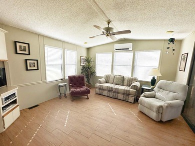 MUST SELL - MAKE OFFER! This cozy 1-bedroom, 1-bathroom - photo 4