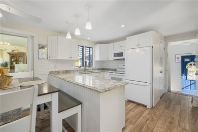 Perfectly positioned on sought-after Third Beach Road in - photo 3