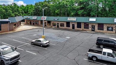 Discover an exceptional opportunity to secure a prominent retail - photo 12