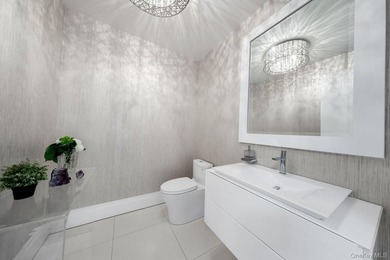 This truly unique home features a one-of-a-kind layout, offering - photo 14