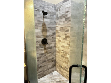 LUXURY LIVING IN THE HEART OF RUSSELLVILLE Experience - photo 19