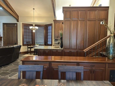 LUXURY LIVING IN THE HEART OF RUSSELLVILLE Experience - photo 23