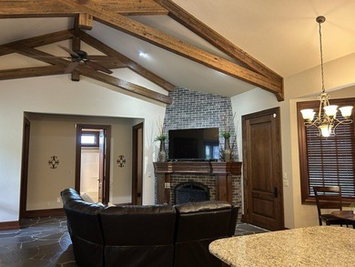 LUXURY LIVING IN THE HEART OF RUSSELLVILLE Experience - photo 25