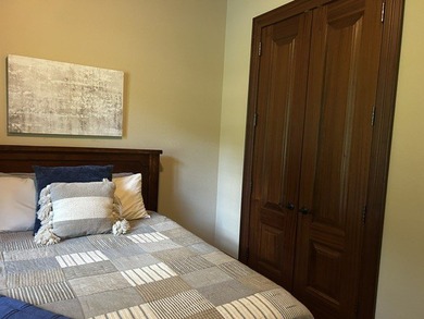 LUXURY LIVING IN THE HEART OF RUSSELLVILLE Experience - photo 27