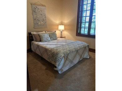 LUXURY LIVING IN THE HEART OF RUSSELLVILLE Experience - photo 30