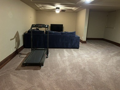 LUXURY LIVING IN THE HEART OF RUSSELLVILLE Experience - photo 36