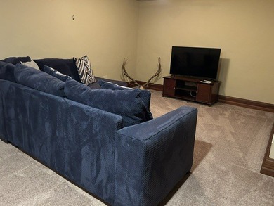 LUXURY LIVING IN THE HEART OF RUSSELLVILLE Experience - photo 37
