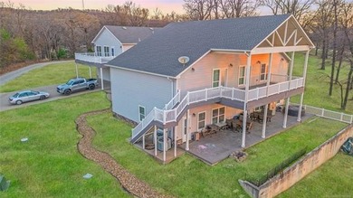 LAKEFRONT HOME + PRIVATE SANDY BEACH! Welcome to your dream - photo 3