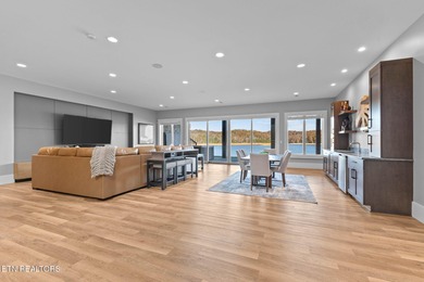 The Crown Jewel of Norris Lake: A Pinnacle Waterfront Estate - photo 30