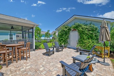 Welcome to this stunning Charleston single-style home in The - photo 10