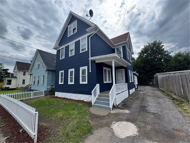Welcome home to this beautifully remodeled 3 bedroom, 1 bathroom - photo 41