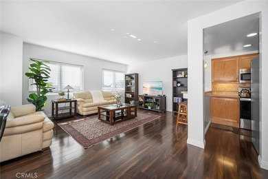 It's not too often that a downtown condo offers the satiating - photo 4