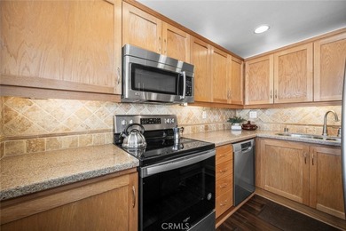 It's not too often that a downtown condo offers the satiating - photo 5