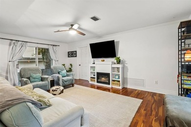 Welcome to 1616 Franklin Street, a rare Fernandina Beach find - photo 8