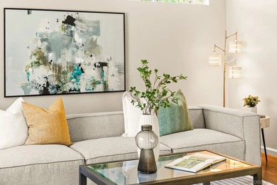 Unbeatable value for a single-family home in a prime South Park - photo 4