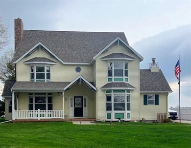 Madison Lake - Blue Earth County Home For Sale in Madison Lake Minnesota