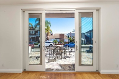 119 Opal Ave is nestled in the heart of beautiful Balboa Island - photo 9
