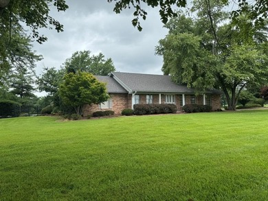 (private lake, pond, coastal) Home For Sale in Scott City Missouri